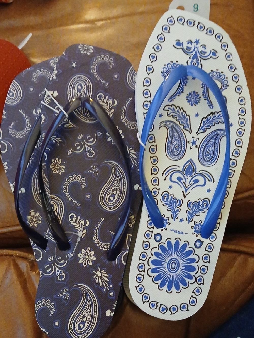 NWOT 2 Pair Boho Print Flip Flops Sz 9